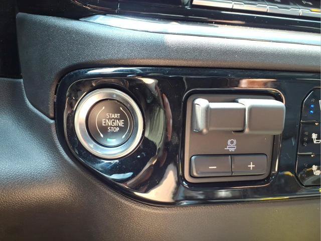 Used 2024 Chevrolet Silverado 2500 LTZ w/ LTZ Plus Package AWD/4WD image 19