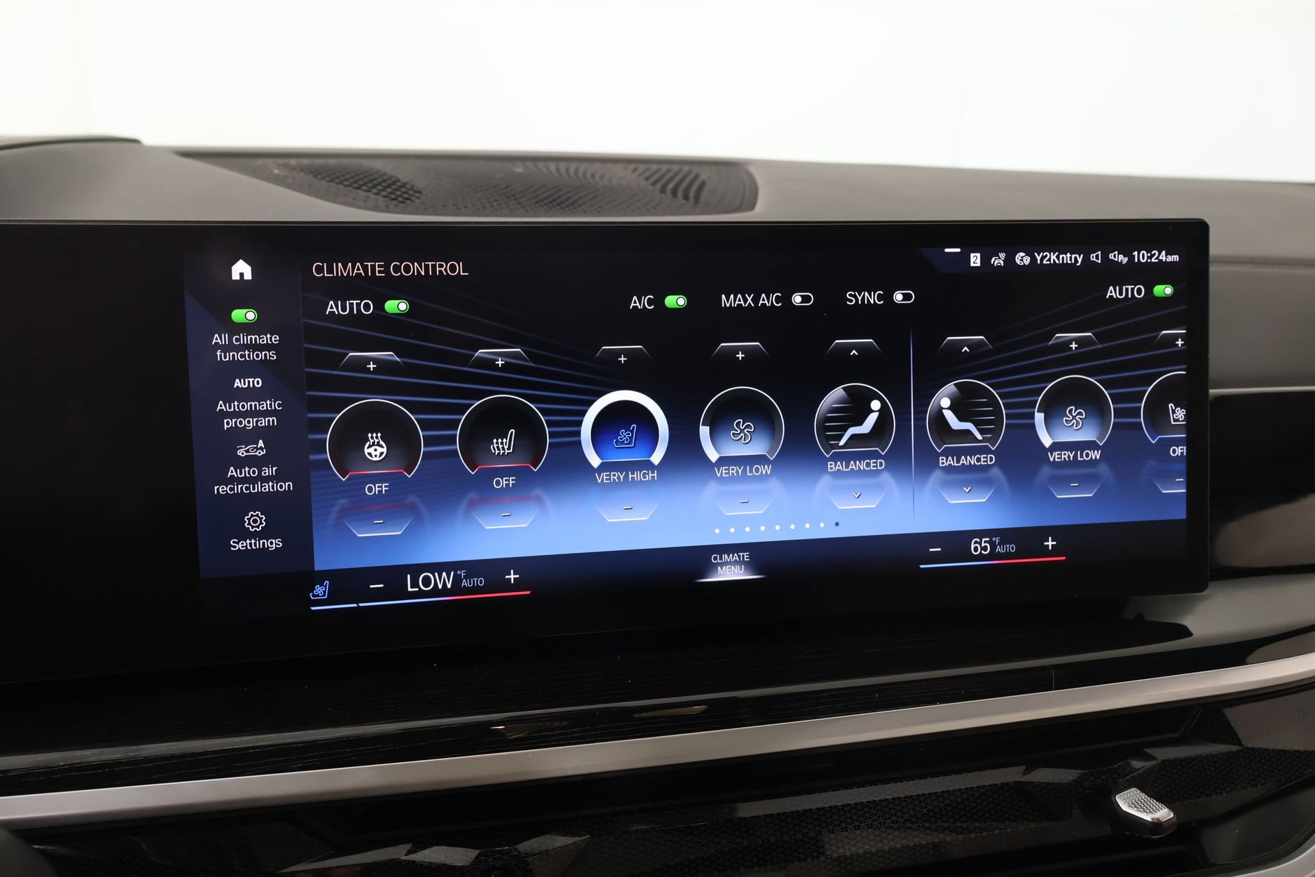 Used 2023 BMW X7 xDrive40i w/ M Sport Package image 8