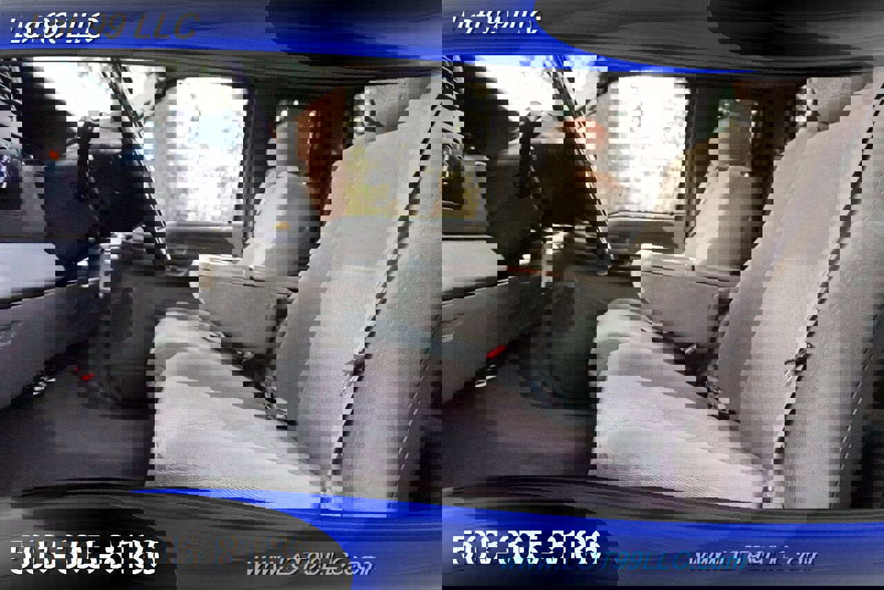 Used 2003 Ford F250 XLT image 12