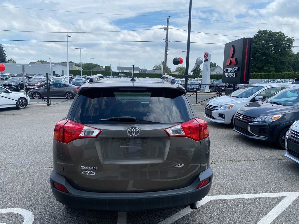Used 2015 Toyota RAV4 XLE image 10