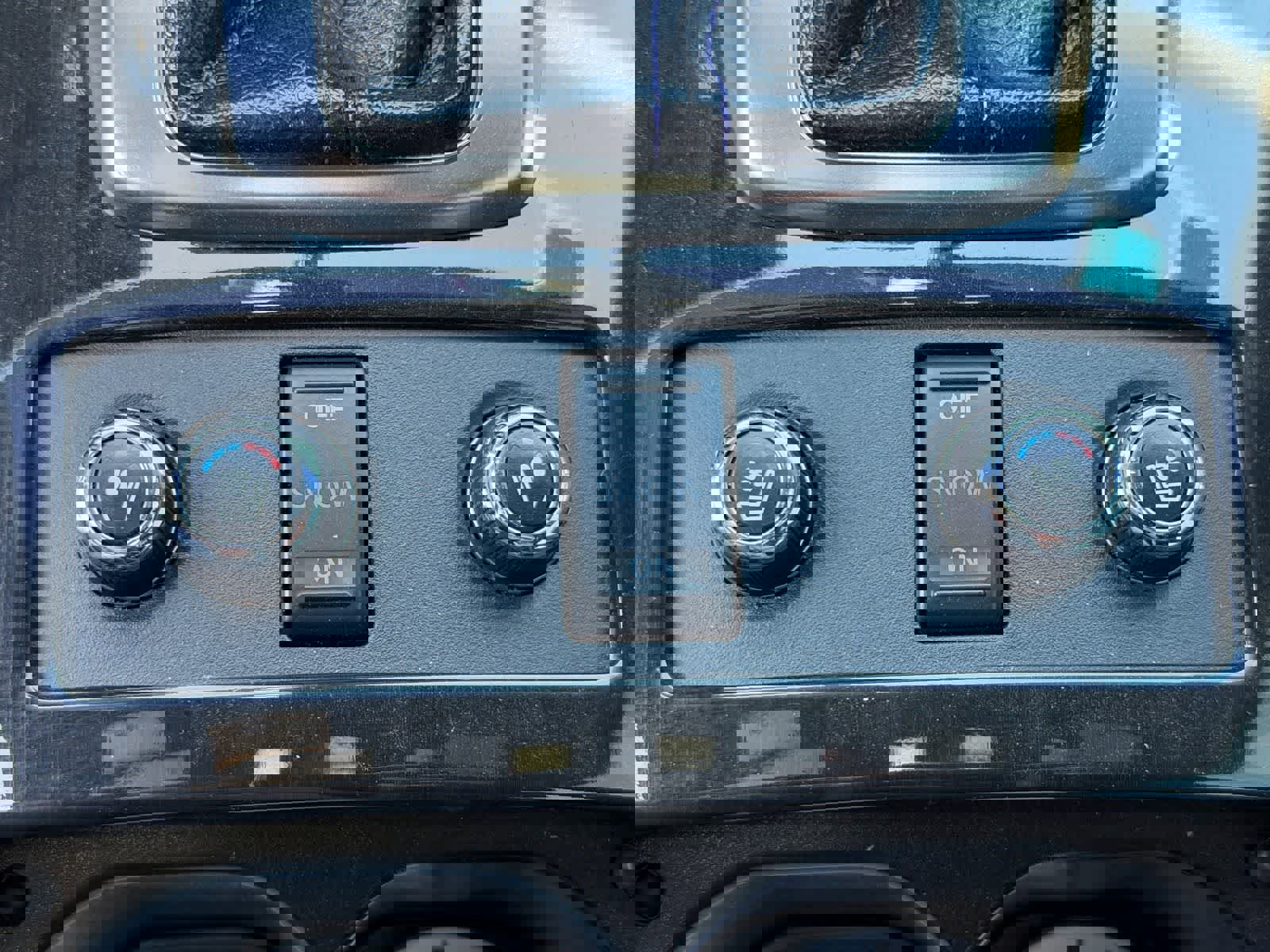 Used 2016 INFINITI QX70 2WD w/ Premium Package image 15