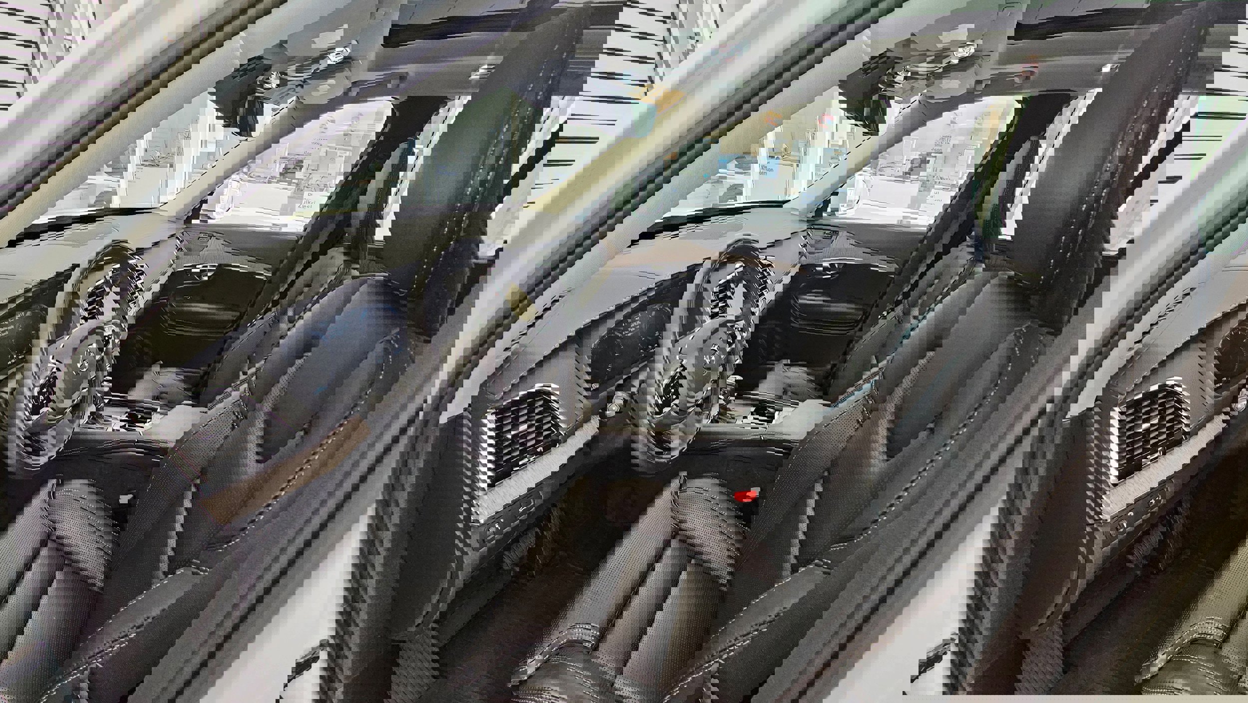 Certified 2022 Volvo XC90 T6 Inscription w/ Climate Package image 23