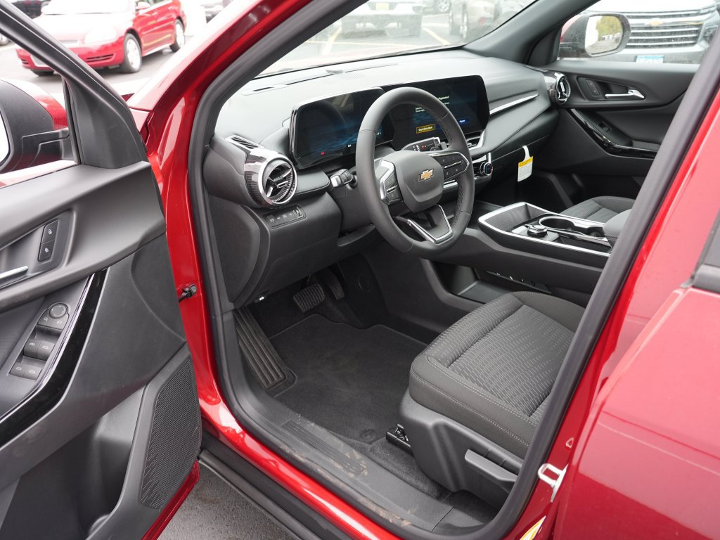 New 2027 Chevrolet Equinox LT AWD/4WD image 10