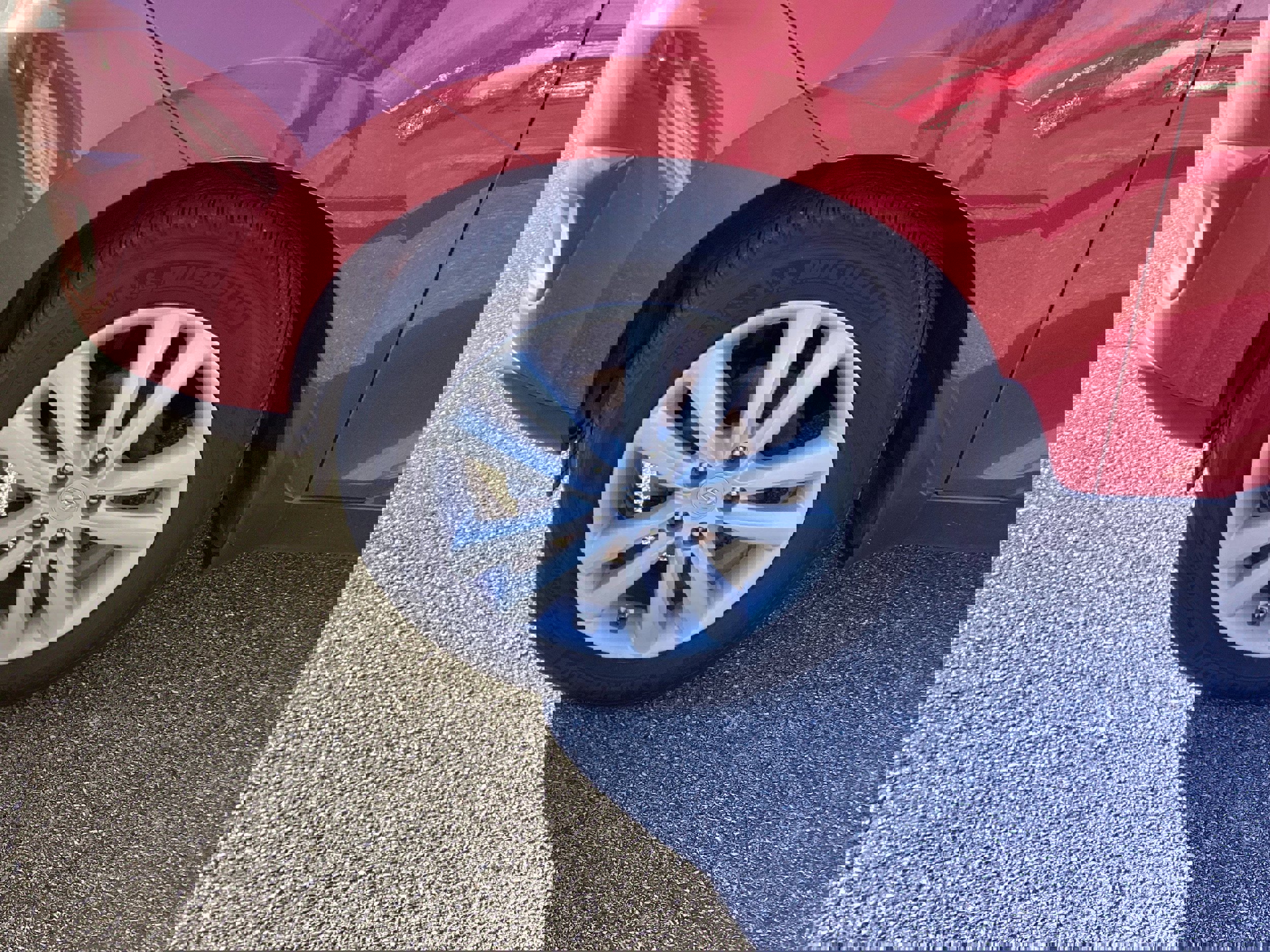 Used 2010 Hyundai Tucson Limited w/ Premium Pkg 4 image 9