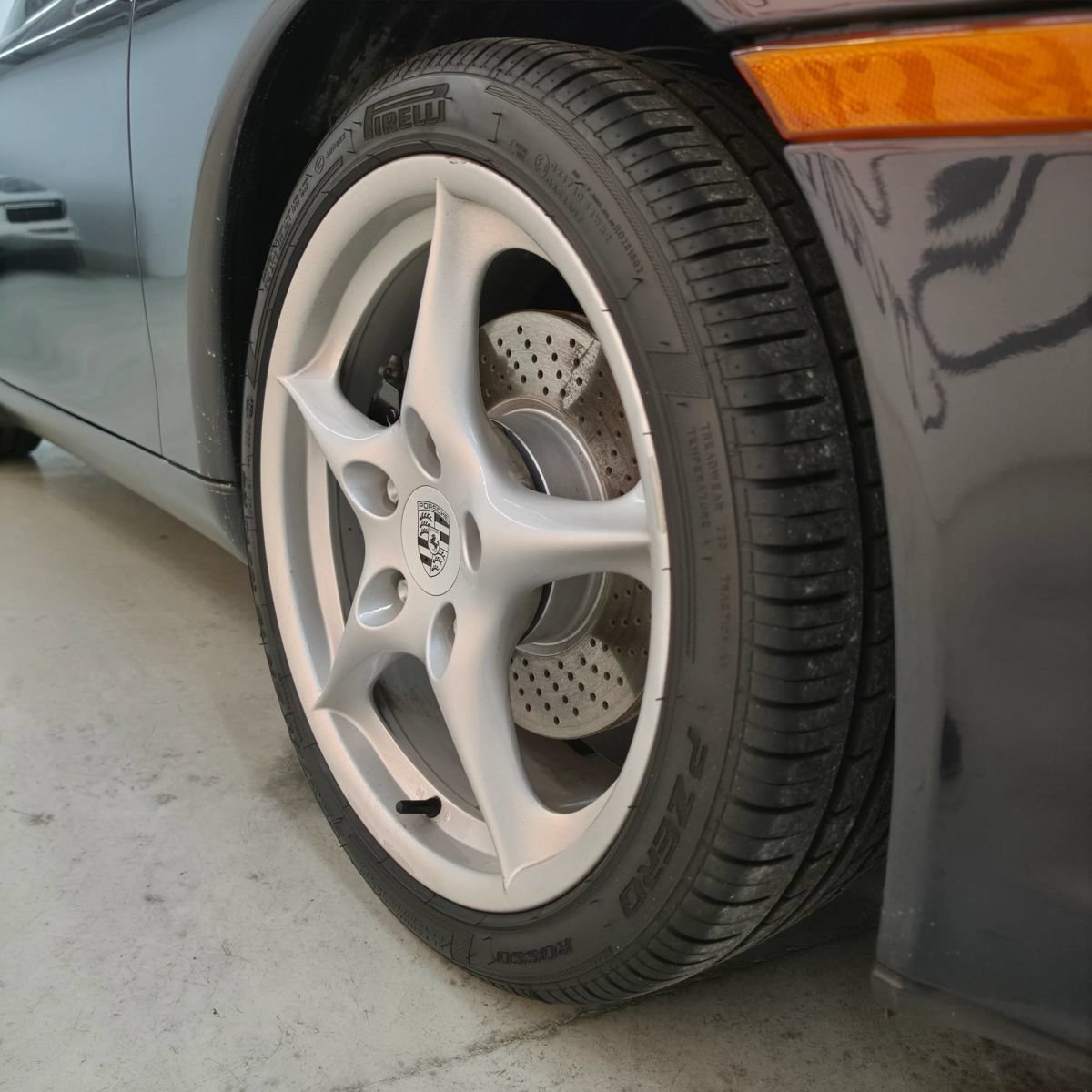 Used 2004 Porsche 911 GT3 RS image 11