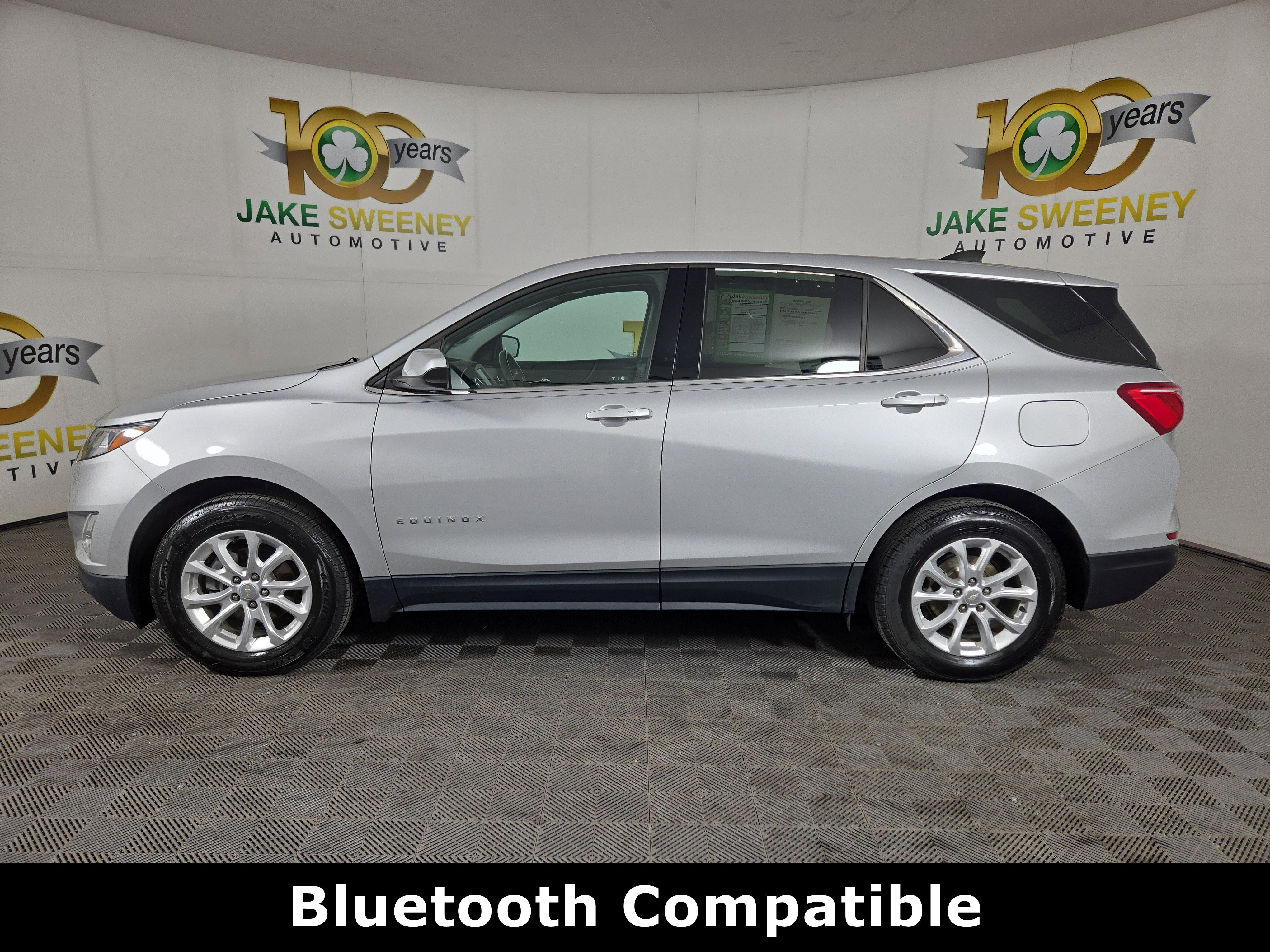 Used 2020 Chevrolet Equinox LT w/ Driver Convenience Package image 4