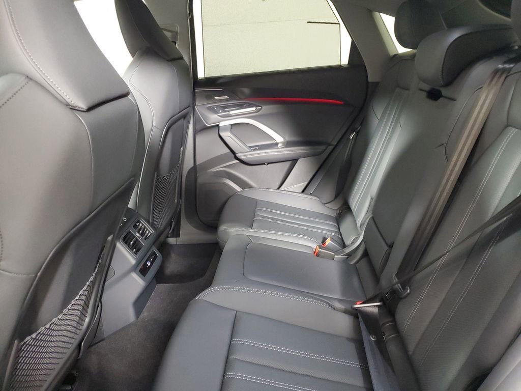 New 2026 Audi Q5 Premium Plus AWD/4WD image 10