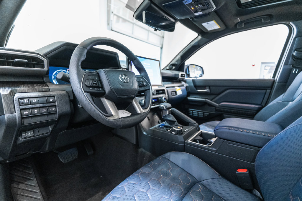 New 2026 Toyota 4Runner Platinum AWD/4WD image 4