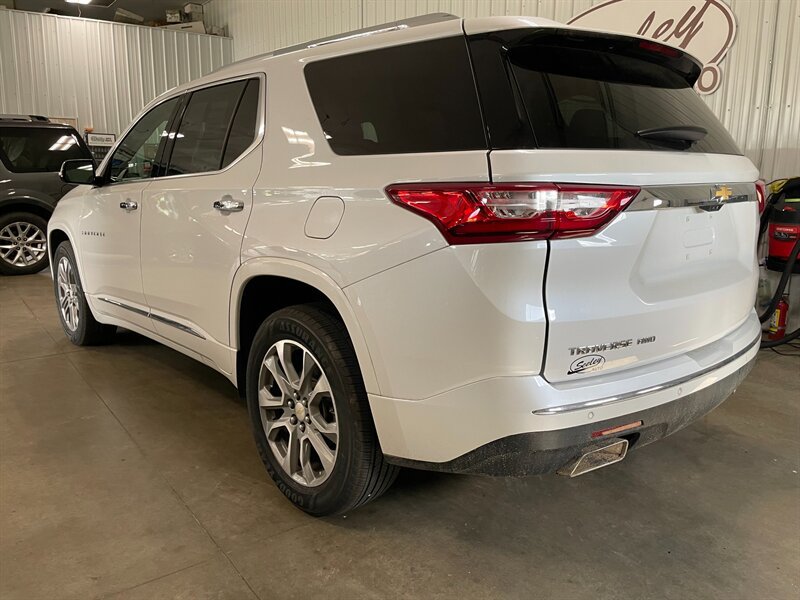 Used 2018 Chevrolet Traverse Premier AWD/4WD image 3