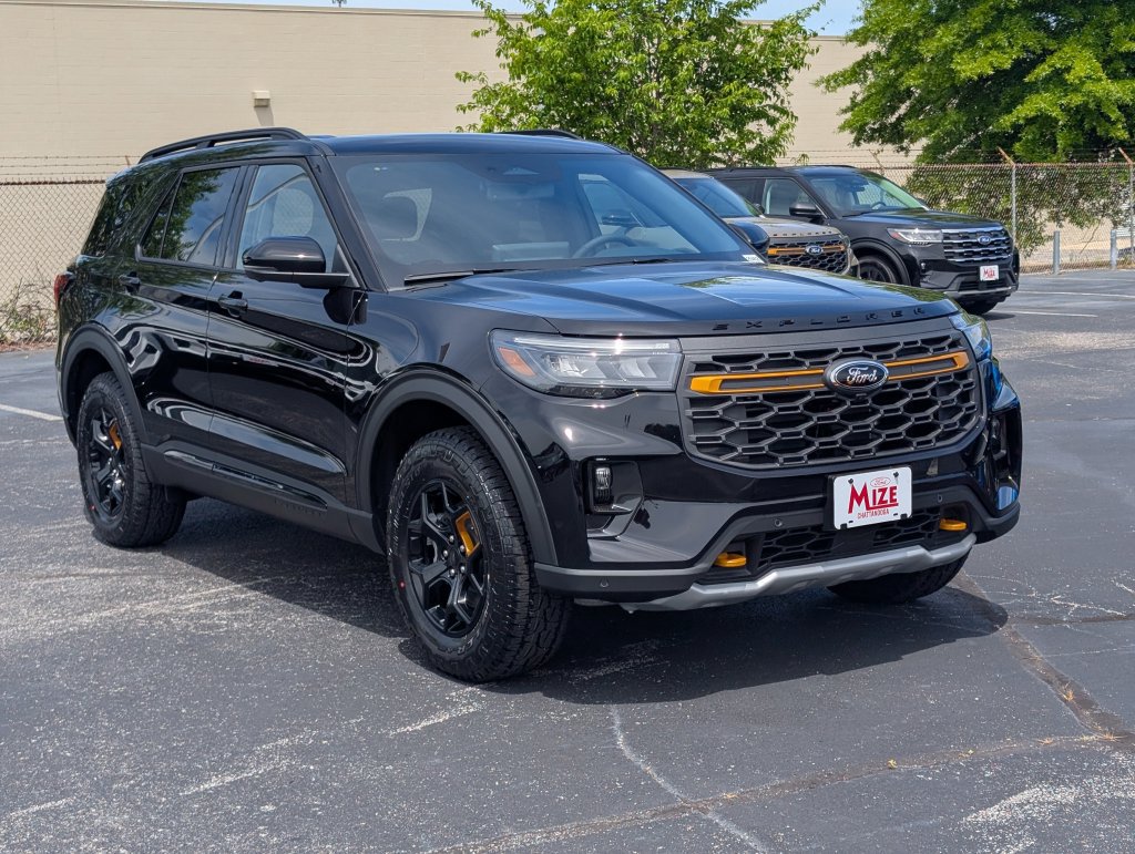 New 2026 Ford Explorer Tremor w/ Tremor Ultimate Package AWD/4WD image 2