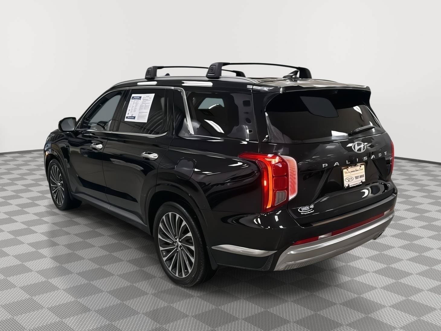 Used 2024 Hyundai Palisade Calligraphy AWD/4WD image 7
