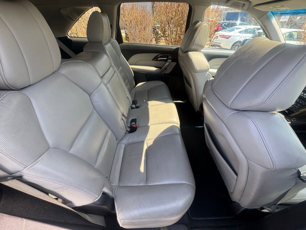 Used 2011 Acura MDX w/ Advance & Entertainment image 13