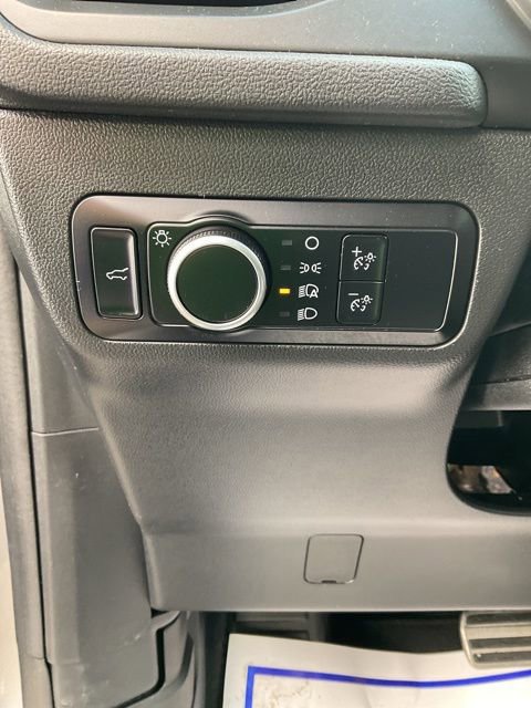 Used 2024 Ford Escape ST-Line w/ Cold Weather Package FWD image 26