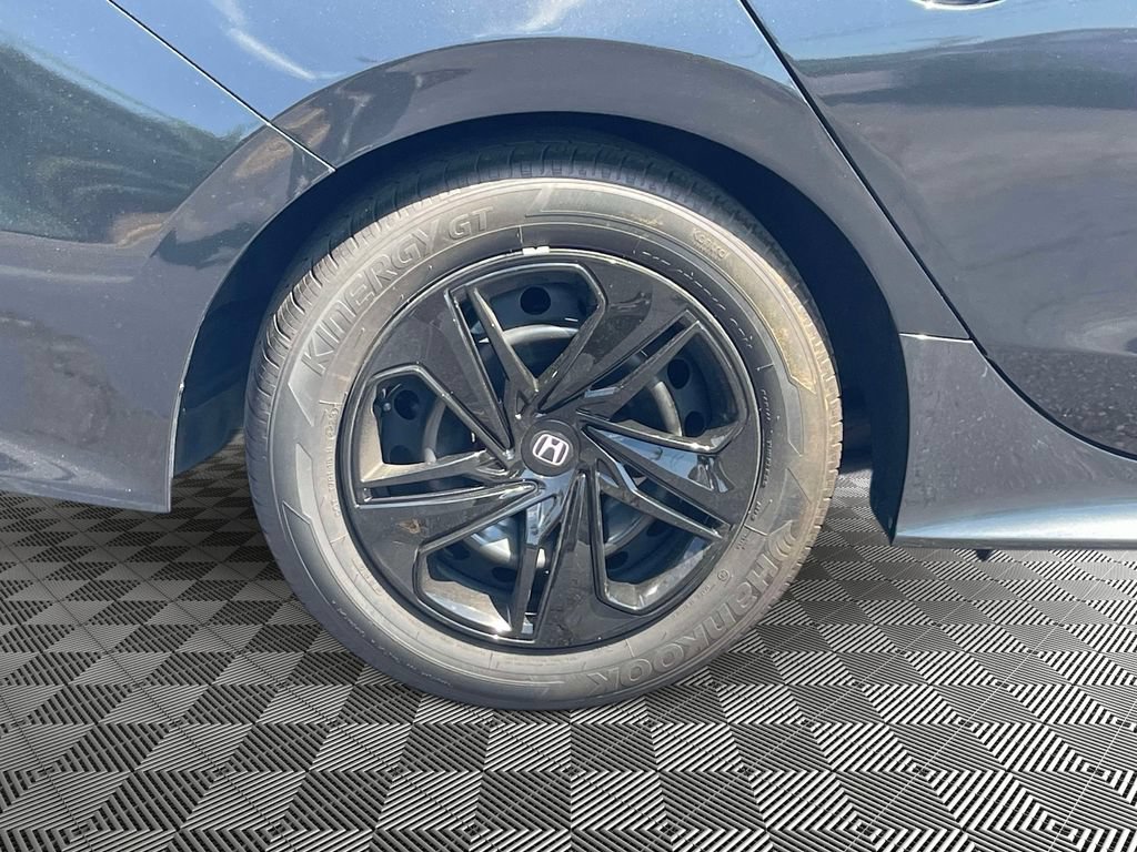 Used 2024 Honda Civic LX image 7