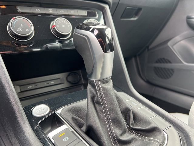 Used 2025 Volkswagen Taos S image 21