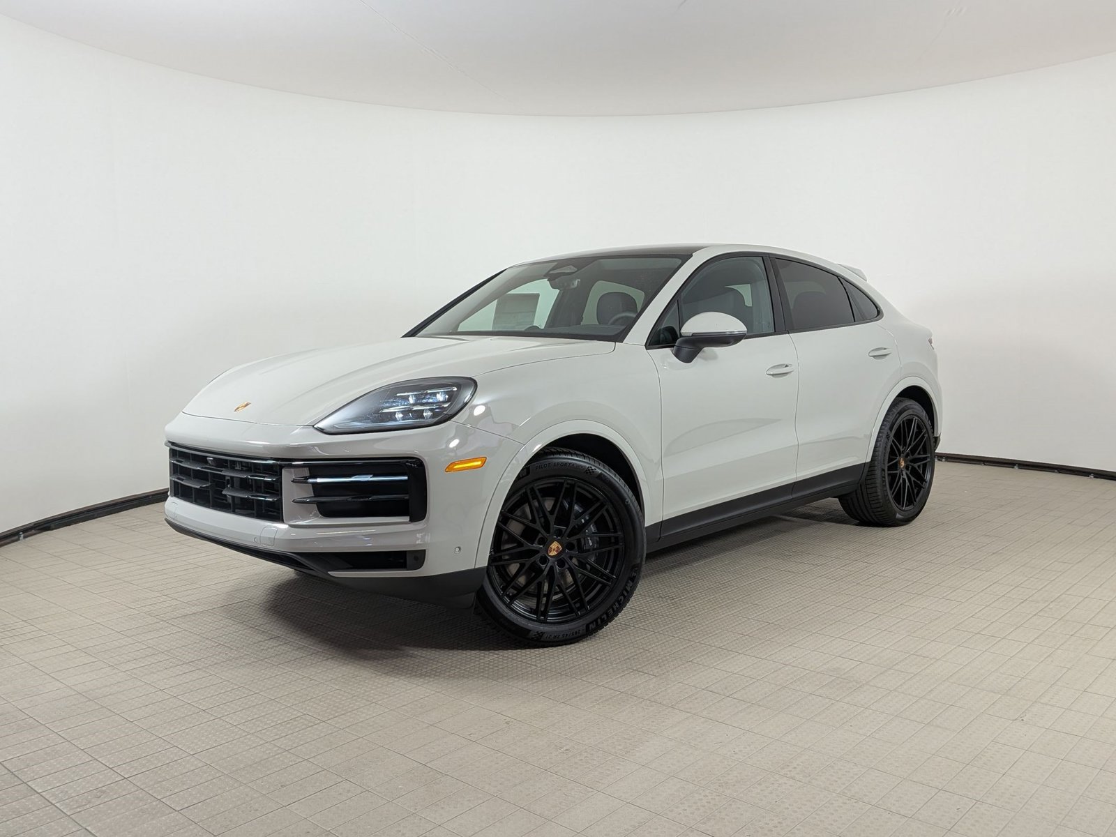 New 2026 Porsche Cayenne Coupe AWD/4WD image 1