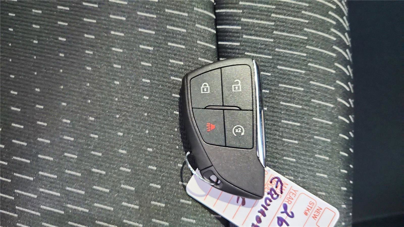 Used 2026 Chevrolet Equinox LT image 39