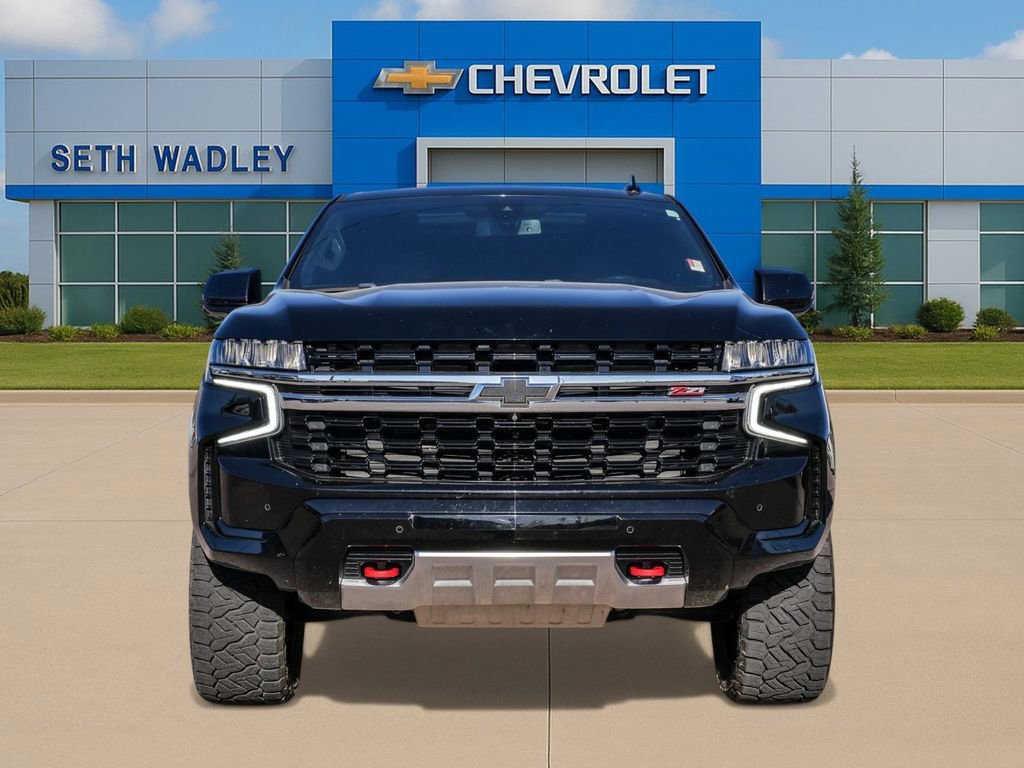 Used 2021 Chevrolet Tahoe Z71 w/ Luxury Package image 2