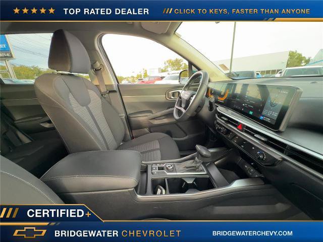 Used 2026 Kia Sorento LX FWD image 17