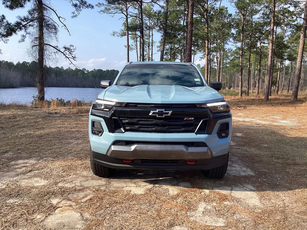 New 2025 Chevrolet Colorado Z71 w/ Technology Package AWD/4WD image 8