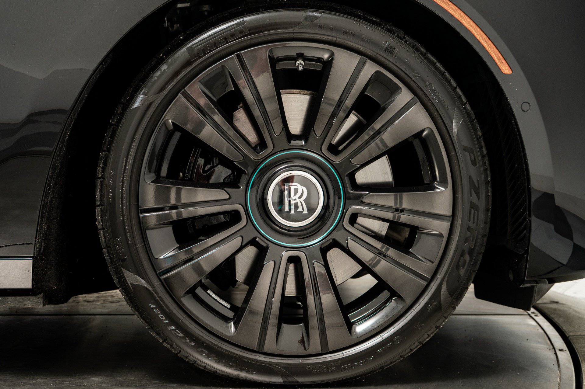 Used 2022 Rolls-Royce Ghost w/ Ghost Package AWD/4WD image 47