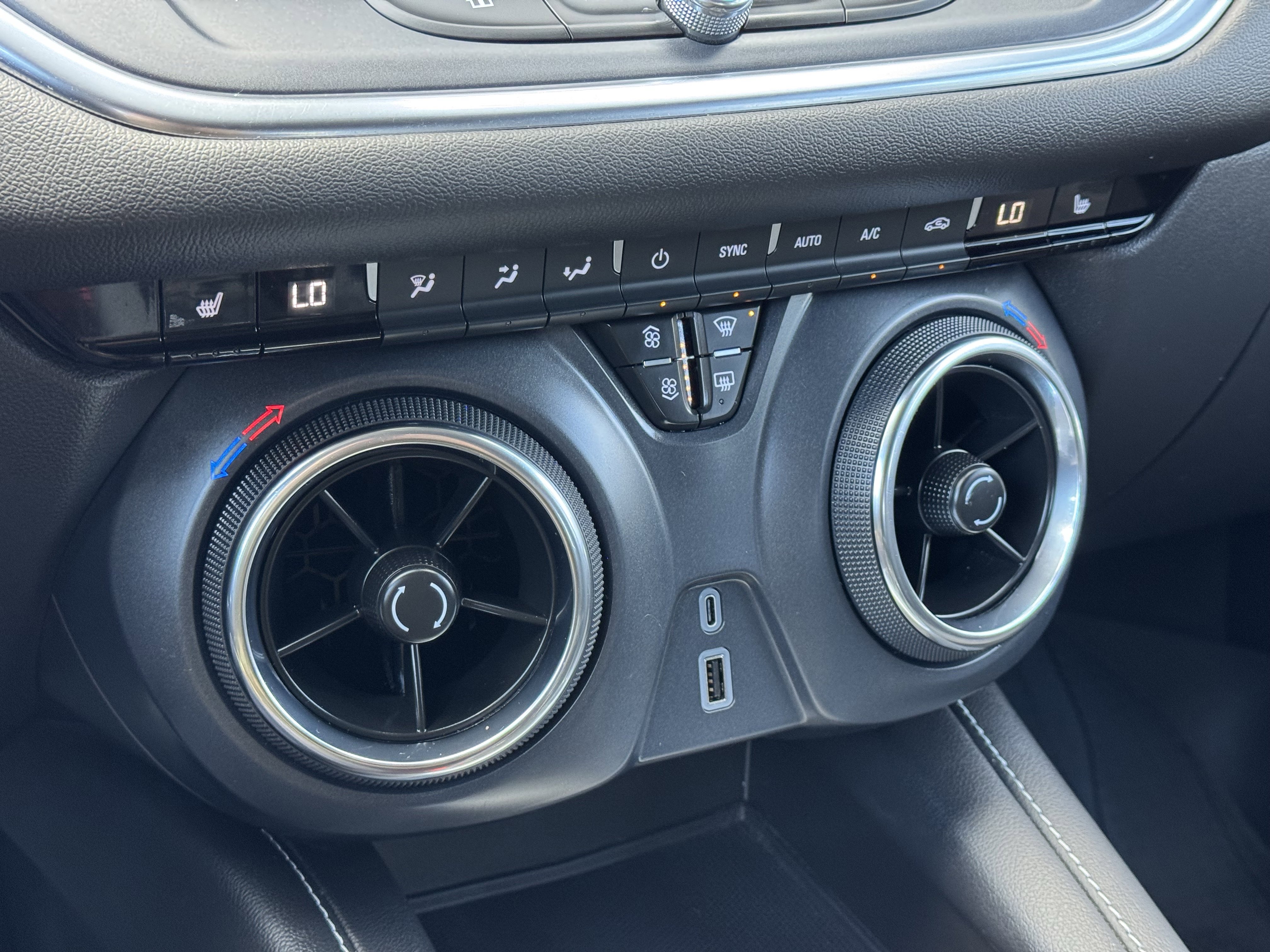 Used 2024 Chevrolet Blazer LT w/ LPO, Floor Liner Package FWD image 29