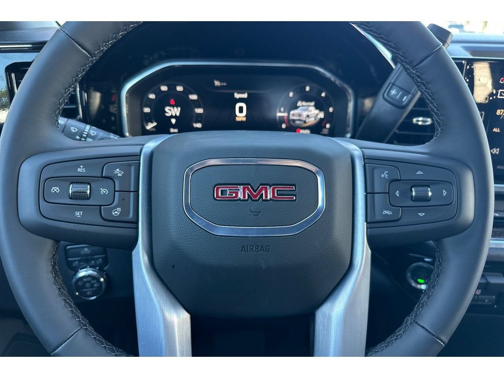 New 2026 GMC Sierra 1500 Elevation w/ LPO, Elevation Black Package AWD/4WD image 23