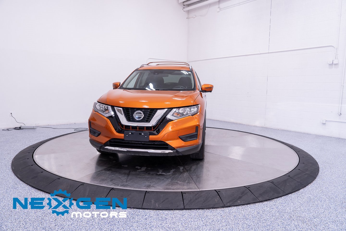 Used 2020 Nissan Rogue SV w/ Premium Package image 29
