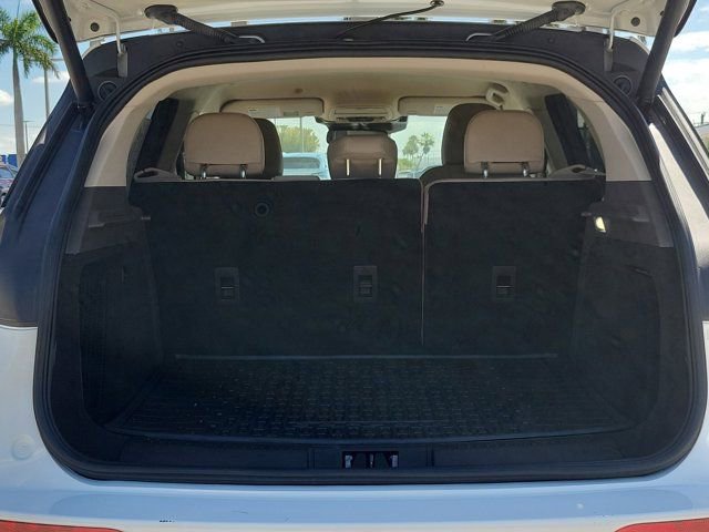 Certified 2023 Lincoln Corsair FWD image 11