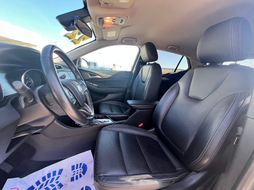 Used 2022 Buick Encore GX Essence w/ Sport Touring Package AWD/4WD image 20