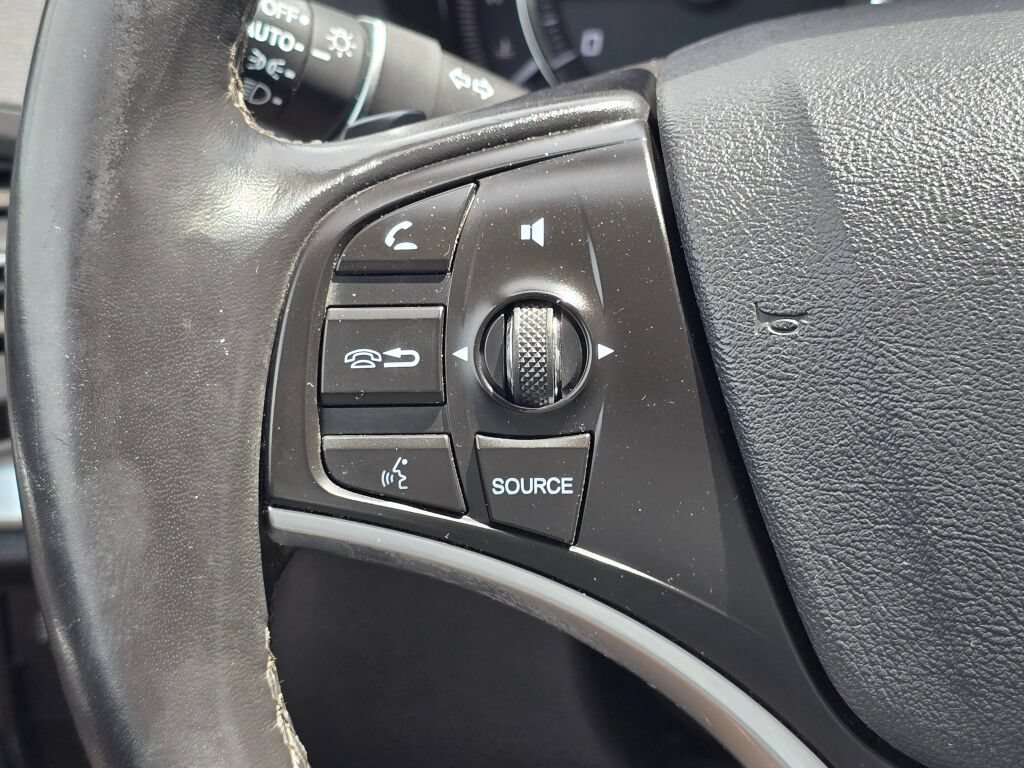 Used 2020 Acura MDX SH-AWD image 32