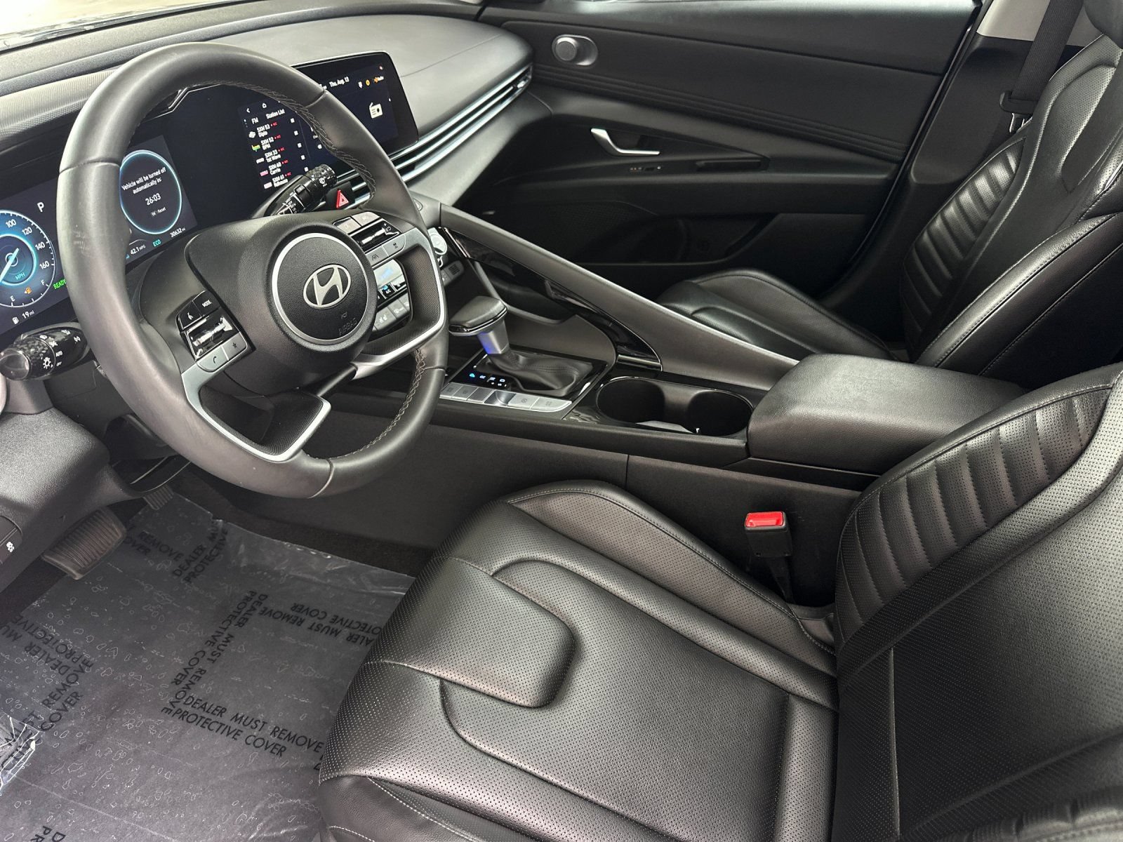 Used 2025 Hyundai Elantra Limited FWD image 9