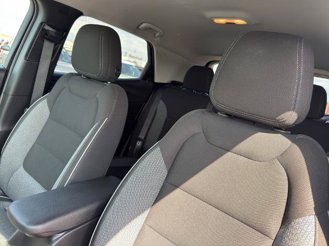 Used 2024 Chevrolet TrailBlazer LT w/ Convenience Package AWD/4WD image 28