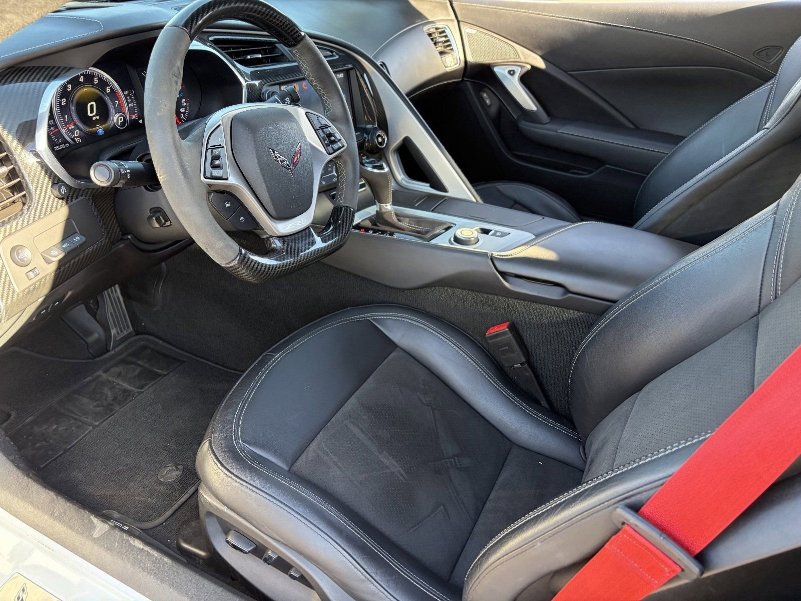 Certified 2019 Chevrolet Corvette ZR1 RWD image 17