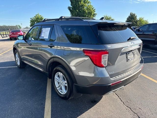 Used 2024 Ford Explorer XLT w/ Equipment Group 202A AWD/4WD image 15