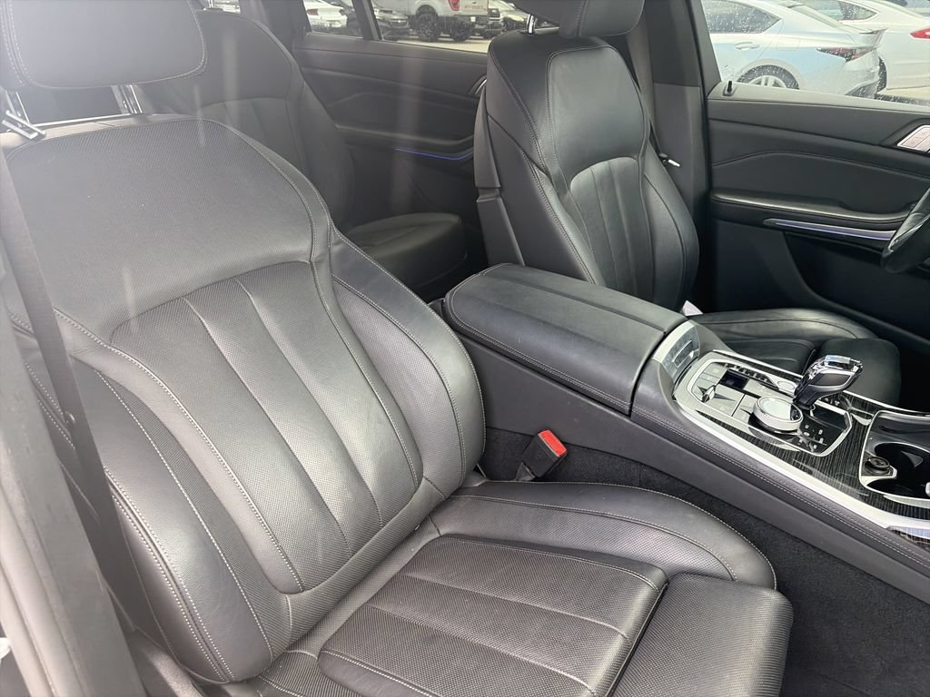 Used 2020 BMW X7 xDrive40i w/ M Sport Package AWD/4WD image 37