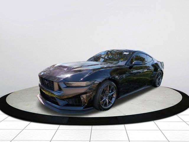 Used 2024 Ford Mustang Dark Horse image 7