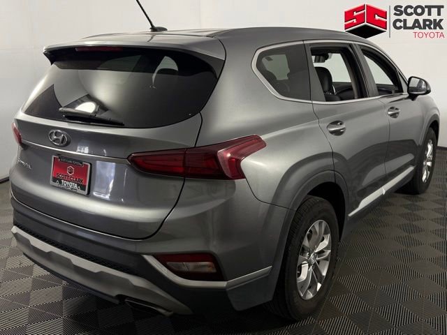 Used 2019 Hyundai Santa Fe SE FWD image 8