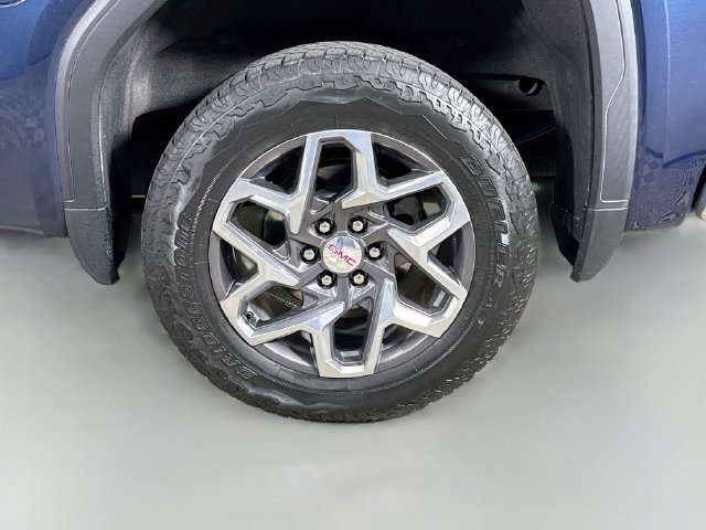 Used 2023 GMC Sierra 1500 SLT w/ SLT Premium Package AWD/4WD image 31