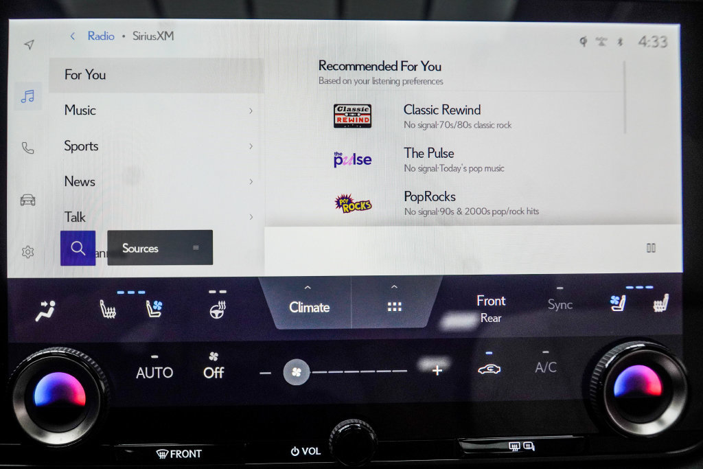 Used 2024 Lexus RX 350 FWD image 27