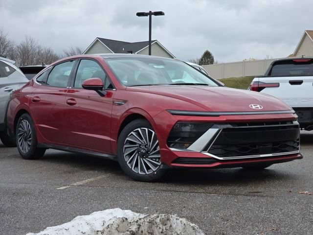 New 2026 Hyundai Sonata SEL FWD image 2