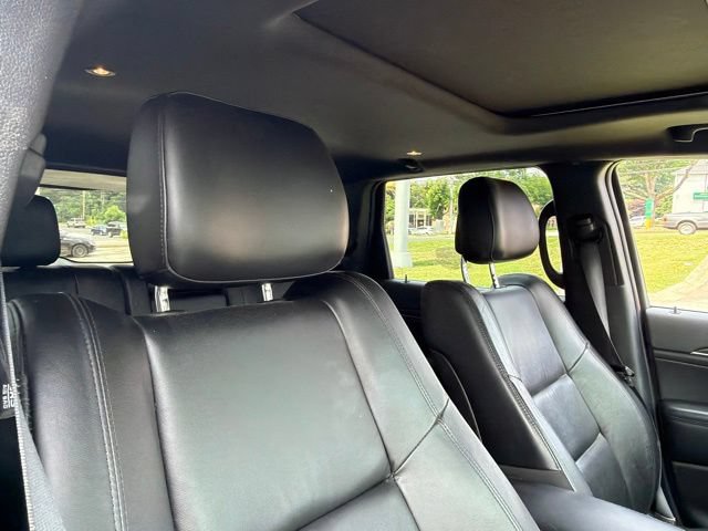 Used 2021 Jeep Grand Cherokee Limited w/ Trailer Tow Group IV AWD/4WD image 14