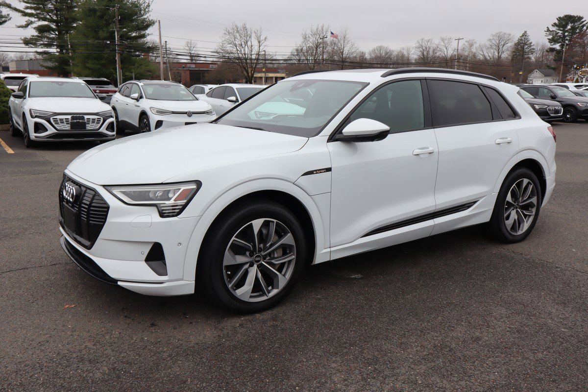 Used 2021 Audi e-tron Premium Plus w/ Premium Plus Package AWD/4WD image 1