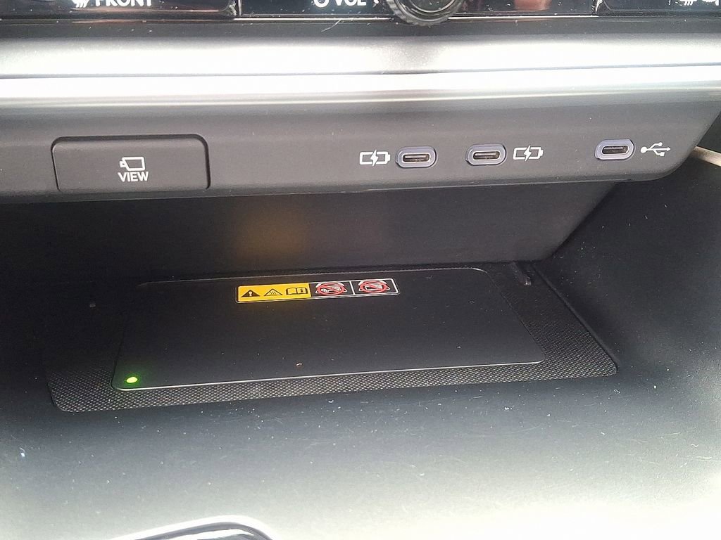 Used 2024 Lexus RZ 300e Premium w/ Accessory Package (Z1) image 24