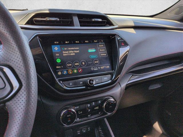 Used 2021 Chevrolet TrailBlazer RS w/ Sun and Liftgate Package FWD image 21