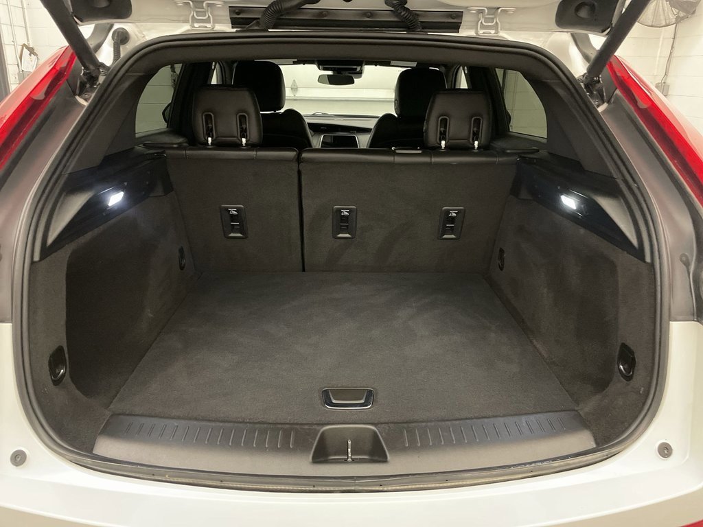 Used 2023 Cadillac XT4 Luxury image 18