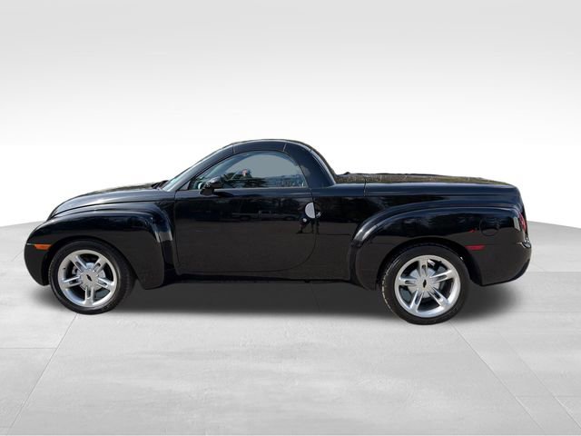 Used 2004 Chevrolet SSR w/ Preferred Equipment Group RWD image 7