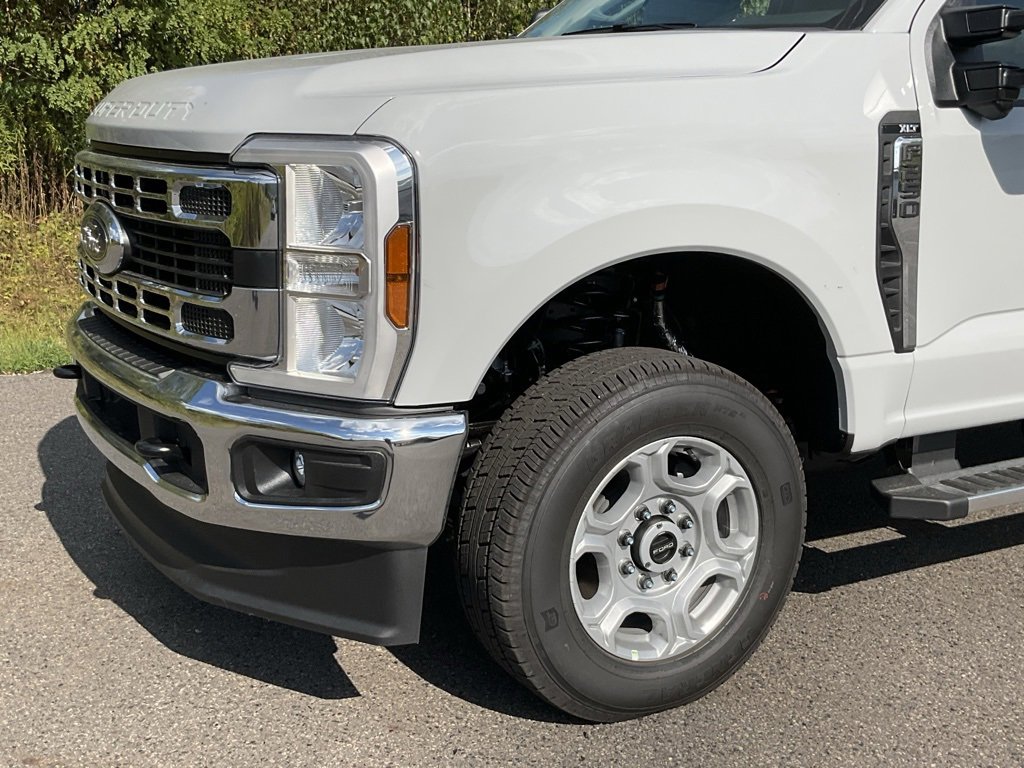 New 2026 Ford F250 XLT image 28