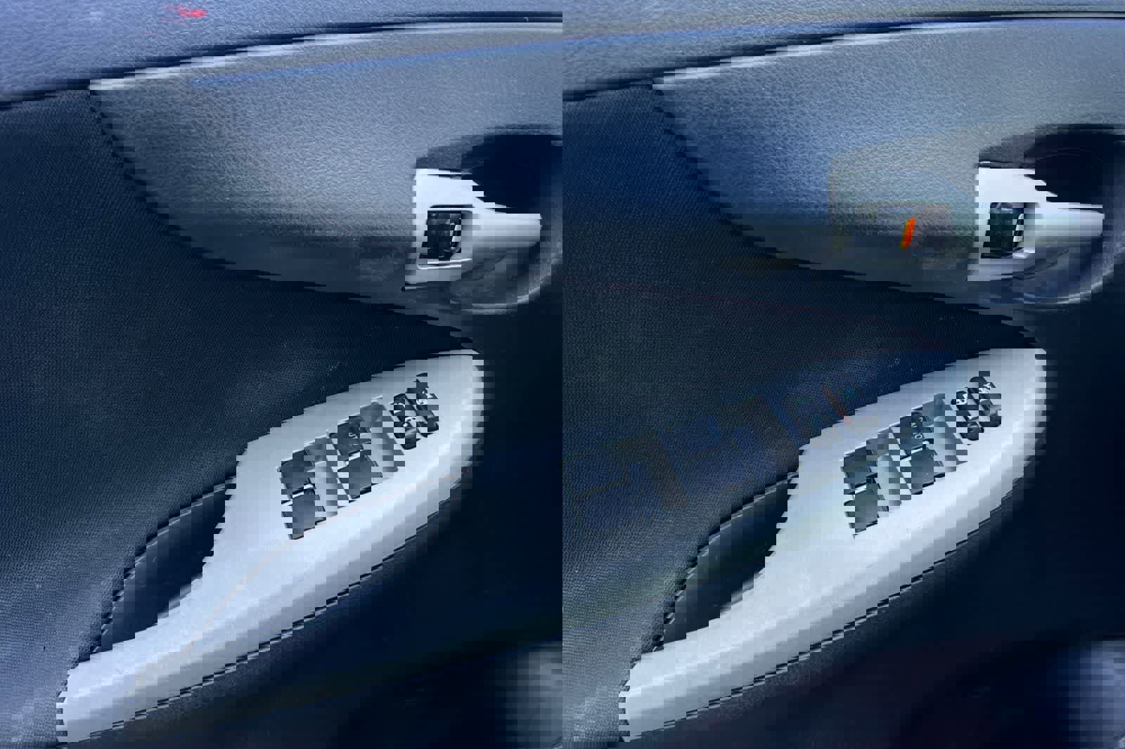 Used 2010 Toyota Corolla S image 15