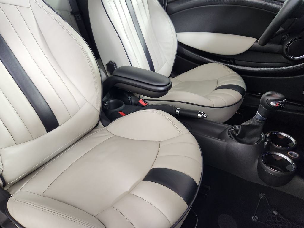 Used 2013 MINI Cooper S FWD image 11